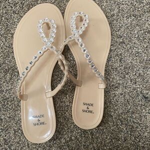 Shade & Shore Beige Sandals with Silver Accents